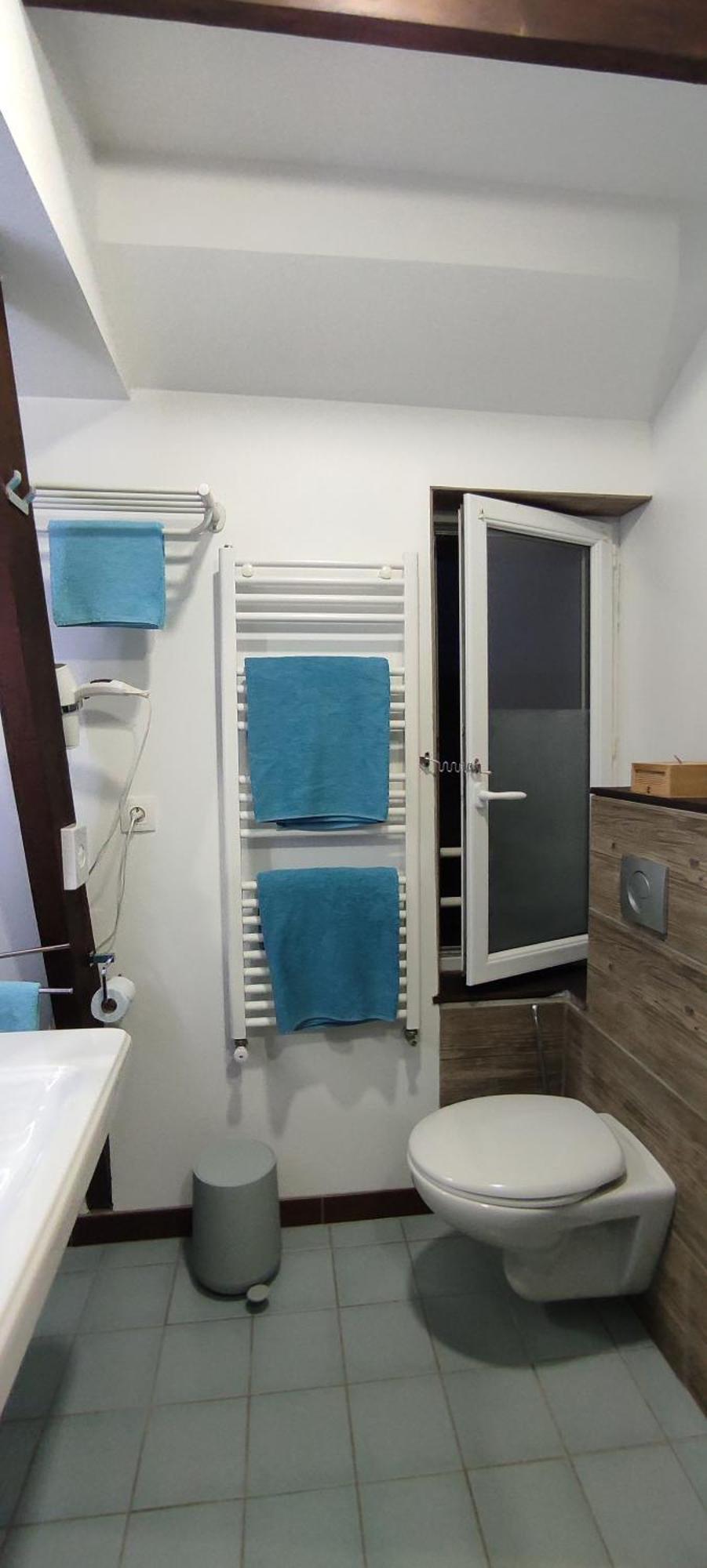 Le Petit Moulin Rouge, B&B, Sdb En-Suite, Parking Prive Gratuit Beauvoir  Buitenkant foto